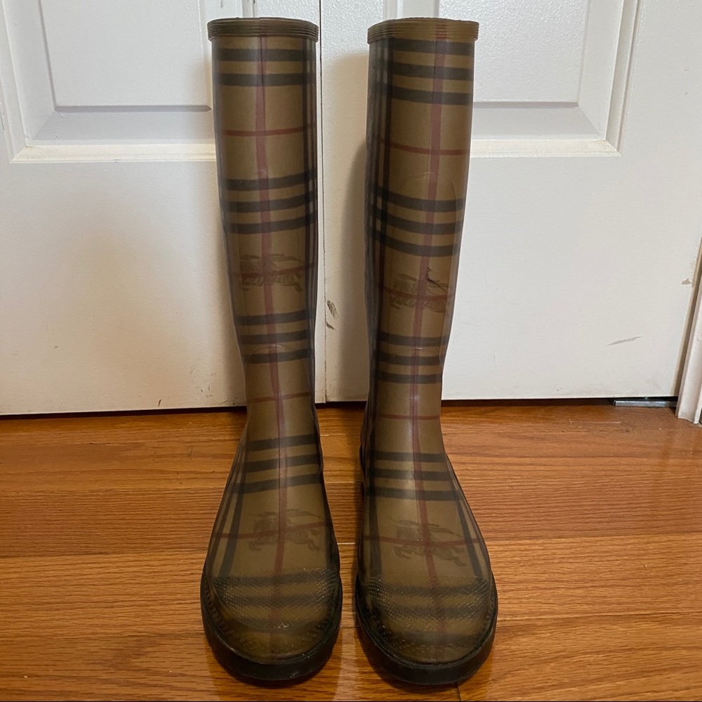 Burberry Rain Boots - Picture 5 of 9